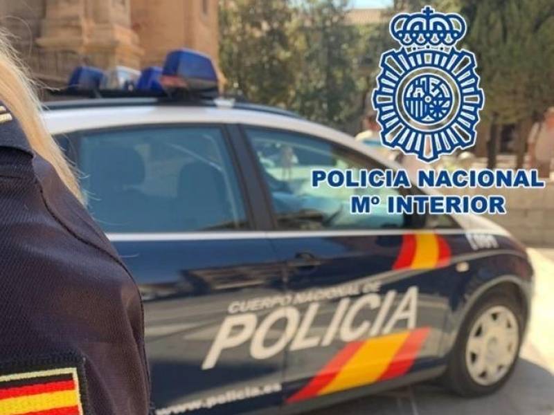 Detenidos en Alicante por hacerse pasar por albañiles y robar en la viviendas