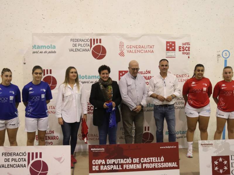 El trinquet de Onda hace historia con la I Copa Diputación de Castellón de ‘raspall femenino’