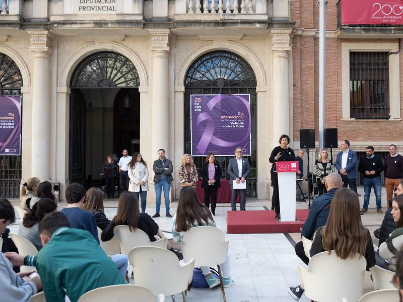 José Martí insta a la sociedad y las administraciones a la unidad en la lucha contra la violencia de género y machista