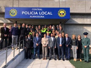 Antoni Such inaugura las nuevas instalaciones de la Policía Local de Almassora