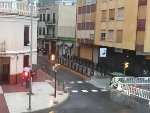 Las lluvias obligan a cortar avenidas, túneles y caminos en la ciudad de Castellón