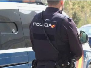 Detenidas en Gandia por agredirse con tijeras y mordeduras