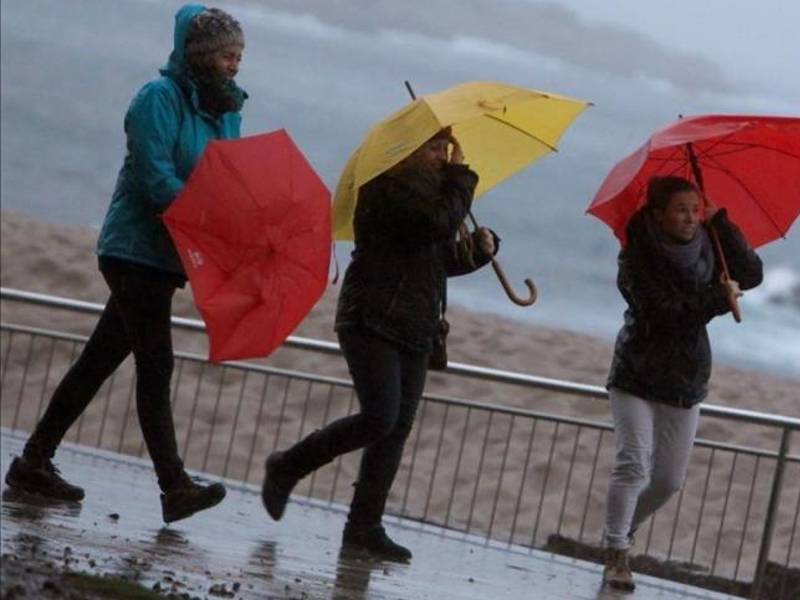 Nivel máximo amarillo en la Comunitat Valenciana para este viernes con vientos y precipitaciones dispersas