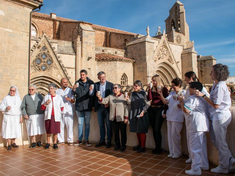 Ximo Puig visita la Residencia San Juan Bautista de Morella