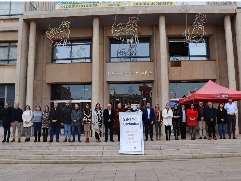 L’Ajuntament de Vila-real també se suma a la campanya ‘Salvem la ceràmica’ en suport al àmbit