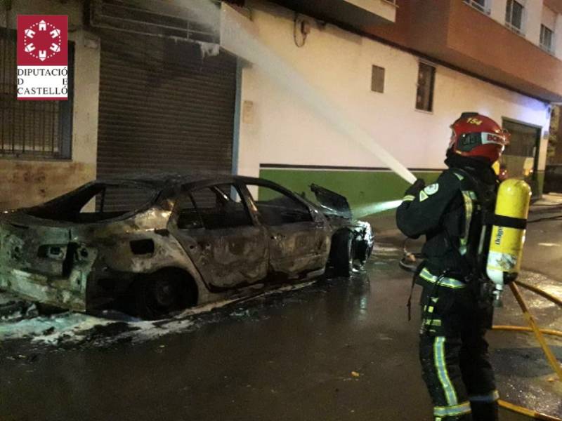 Incendio de un vehículo en Almassora