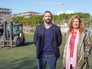 Cambio de césped en el complejo deportivo de Gran Vía