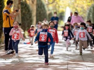 Niños y niñas de toda la Comunitat Valenciana corren por la infancia con Save the Children