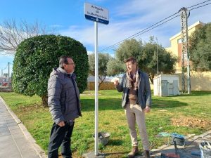 Col·locació dels cartells als nous vials de la partida Solades de Benicarló