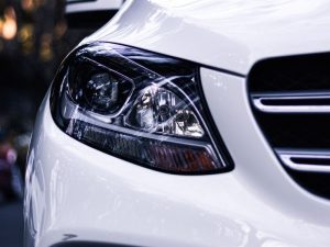 La llegada del coche eléctrico genera preocupación en la industria española