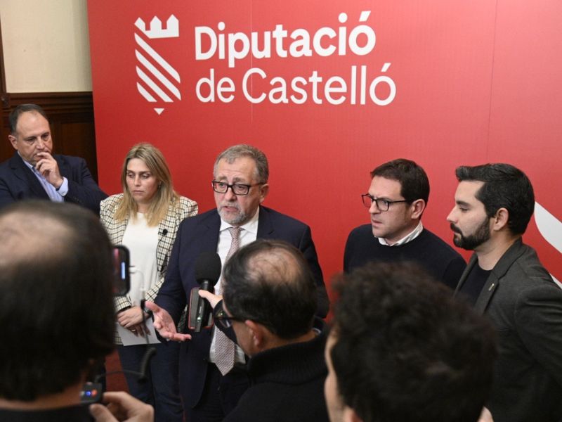 Martí espera las alegaciones de empresas y sindicatos del sector cerámico de Castellón