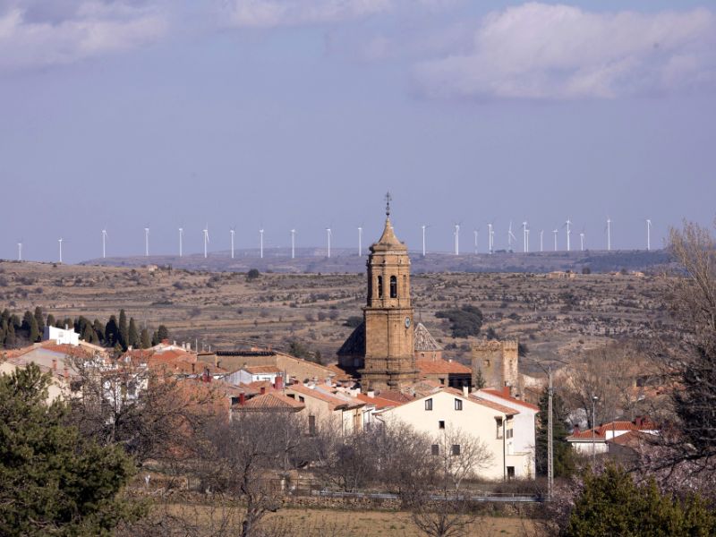 La Iglesuela del Cid y Viento Alto indignados con las críticas por implementar aerogeneradores