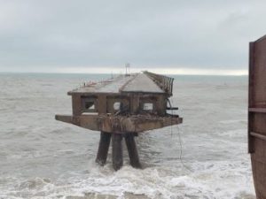 Derrumbe de dos tramos más del pantalán del Puerto de Sagunto