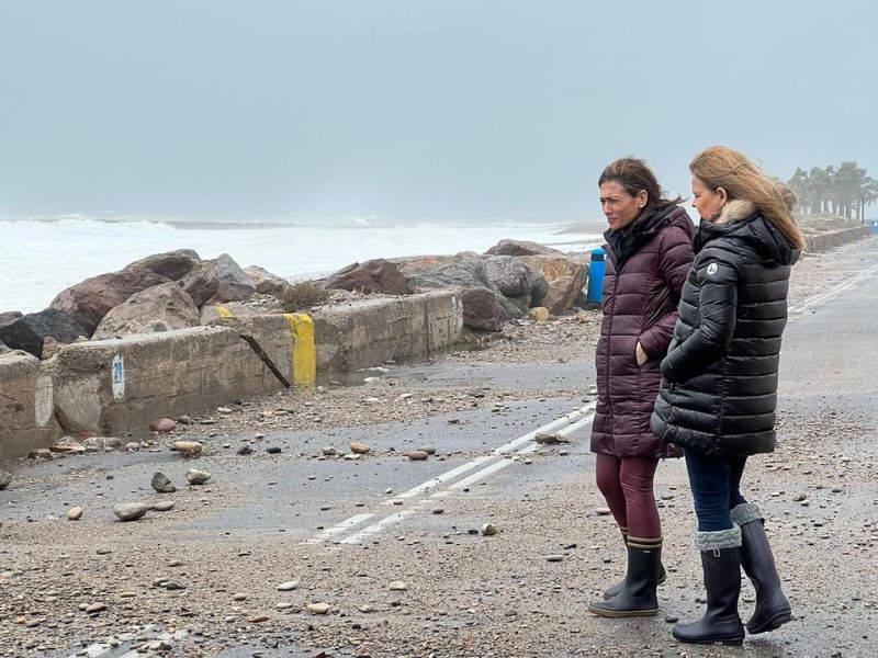 El temporal Isaak se lleva la arena aportada en enero en la playa de Almassora