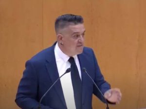 El senador Mulet valora querellarse contra el alcalde de Vila-real