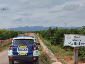 Policía Local y Nacional vigilan con drones el campo de Vila-real-Castellón