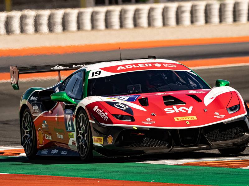 Doblete de Eliseo Donno en la Ferrari Challenge – Circuito Ricardo Tormo (Cheste)