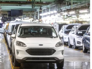 Ford propone rebajar la edad de prejubilación a los 55 años en su plan de ERE – Almussafes Ford propone rebajar la edad de prejubilación a los 55 años en su plan de ERE – Almussafes