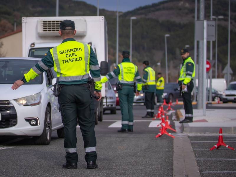 La Guardia Civil efectúa más de 400 actuaciones de tráfico en Magdalena y Fallas 2023