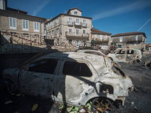 Una vecina de Tui, presunta autora del incendio de 21 vehículos – Galicia (Pontevedra)