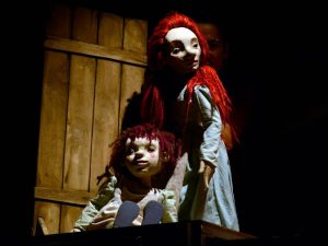 La premiada obra de marionetas ‘Les Cotton’ llega a Castelló y Peñíscola