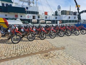 La policía de Mauritania recibe 25 motocicletas de formación por parte de la DGT