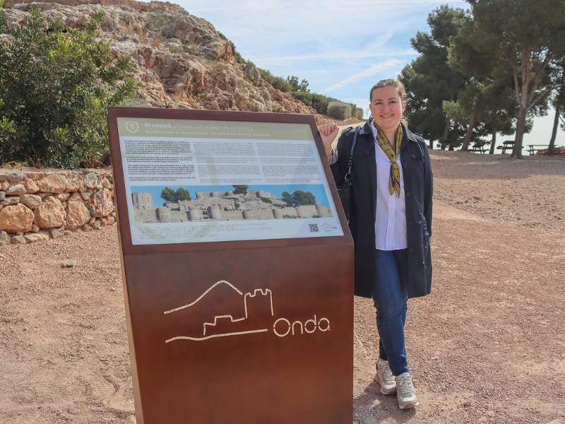 Paneles turísticos inclusivos para mejorar la experiencia de todos los visitantes en el castillo de Onda- Castellón