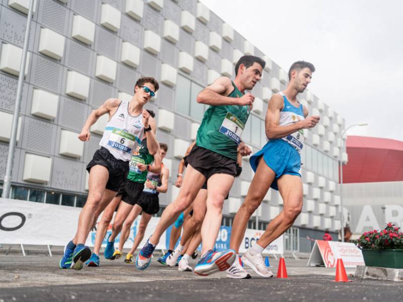 Diego García, del Playas de Castellón, luchará hoy por el título de campeón de España de 20km marcha