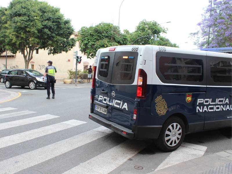 Tres personas detenidas por robo de vacunas y estafa en Burjassot – Valencia