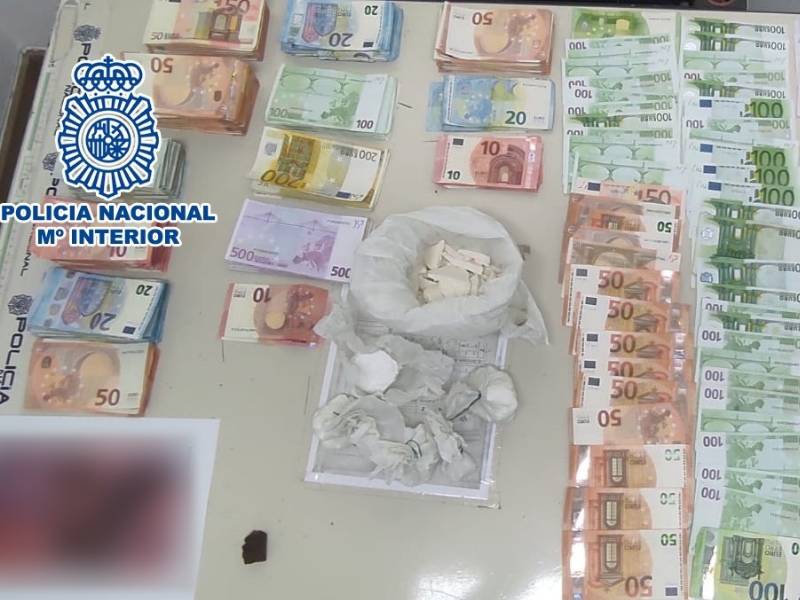 4 Detenidos en Alicante por venta de grandes cantidades de cocaína y heroína desde cuatro domicilios