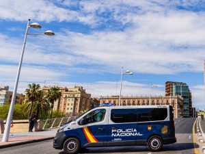 Detenida en Benidorm por simular robo con violencia y estafar a compañía de seguros