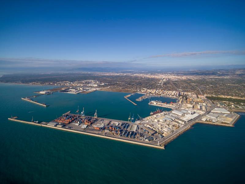 Dramático descenso en el puerto de Castellón del tráfico de mercancías