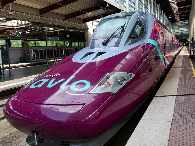 Éxito de los trenes Avlo entre la Comunitat Valenciana y Madrid con billetes desde 7 euros