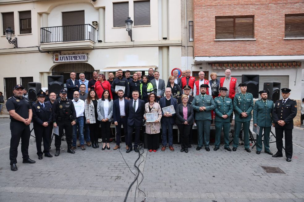 Homenaje en Montanejos a los combatientes del fuego en Alto Mijares (Castellón)