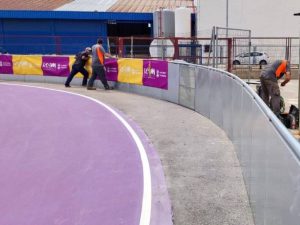 Reapertura de la piscina municipal tras los daños por el viento en Almassora (Castellón)