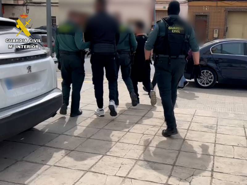 Detenidas 25 personas acusadas de narcotráfico internacional en La Pobla de Vallbona y Llíria (Valencia)