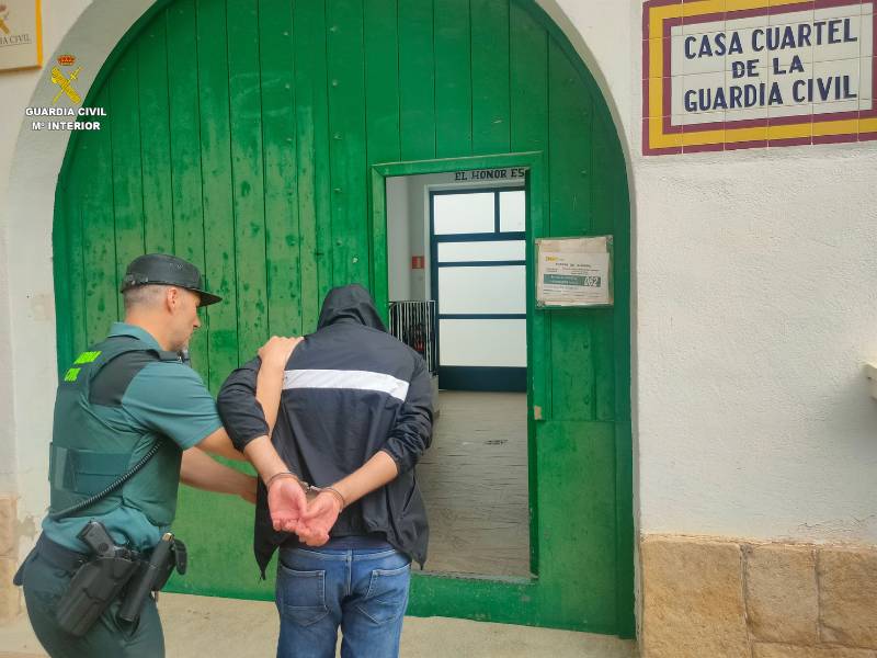 Detenido con dos kilos de marihuana en su coche – Valencia