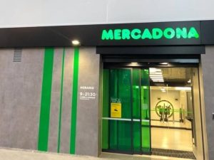 Mercadona anuncia la bajada de precios en 500 productos de consumo diario