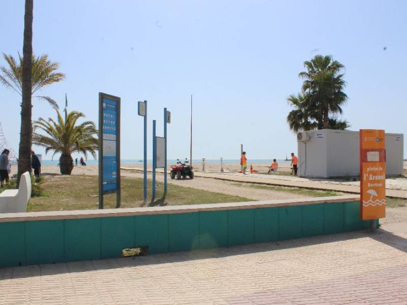 Las playas y zona marítima ya están preparadas en Burriana para esta Semana Santa 2023