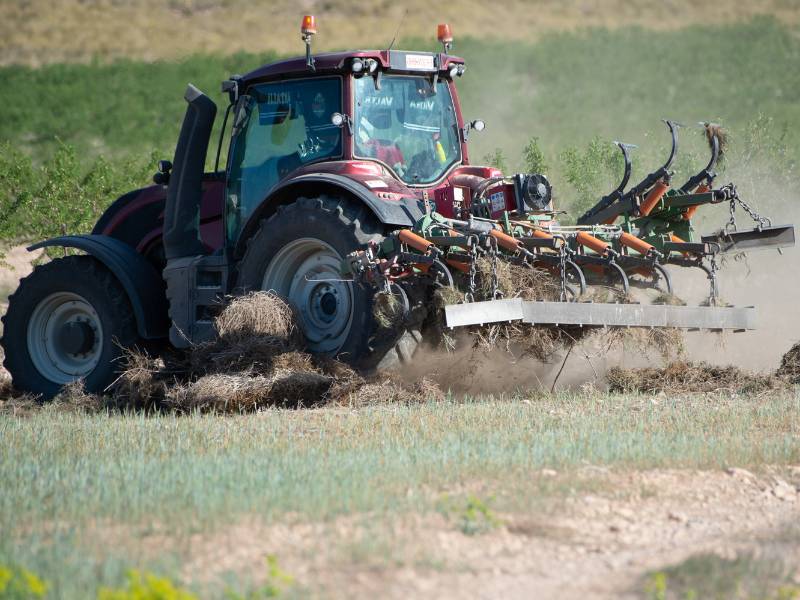 Rebaja del 25% en el IRPF para ganaderos y agricultores