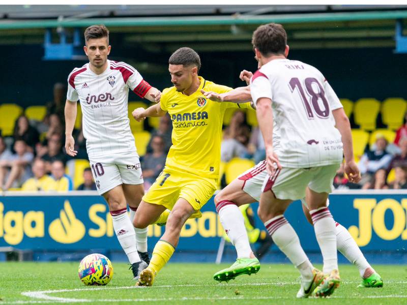 El Villarreal B pierde su tercer partido consecutivo