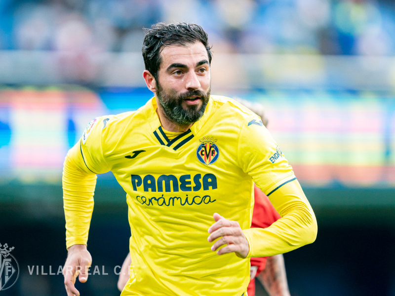 Raúl Albiol renueva hasta 2024