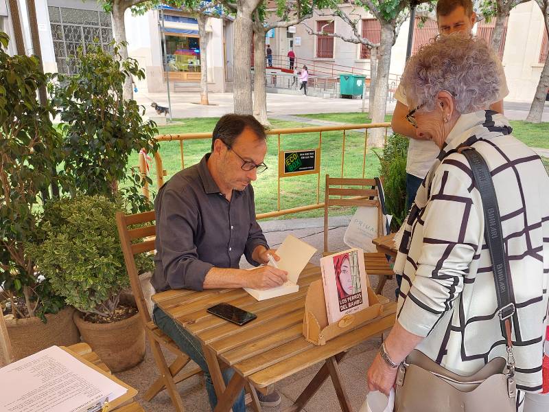 ‘Los Perros del Bambú’ de Vicent Gascó en la Feria del Libro de Castellón 2023