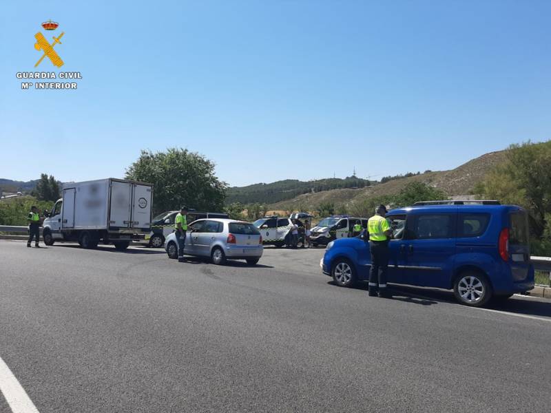 Detenido un conductor por simular un delito tras saltarse un control de alcohol y drogas en la Vall d’Uixó (Castellón)