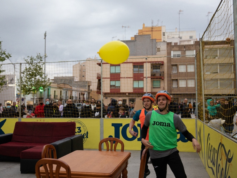 El Villarreal CF y Conquistando Escalones presentan el Campeonato de globos solidario «El Globet Groguet 2023»