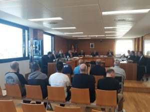 Los Guardia civiles acusados de participar en una descarga de hachís dicen que «custodiaban la droga» en el puerto de Burriana (Castellón)