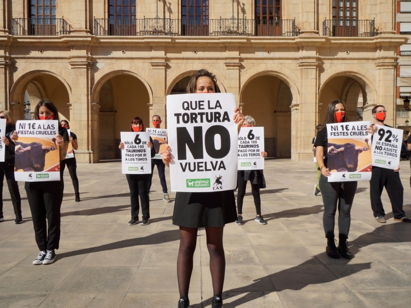 Protesta en Valencia contra «el horror de las monterías»