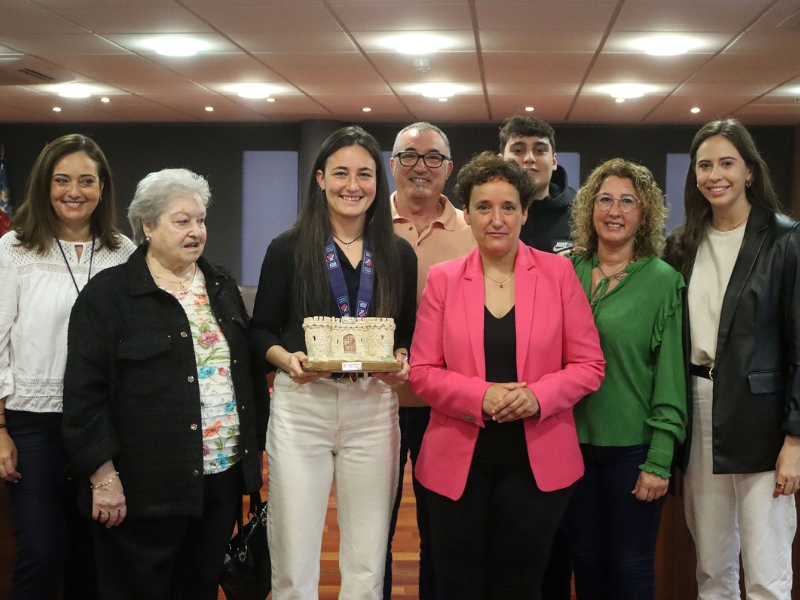 Emotivo homenaje a Bea Prades, la futbolista campeona internacional de Onda – Castellón