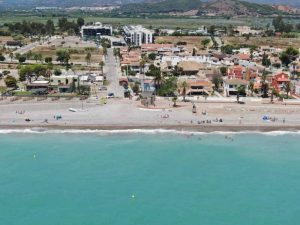 Vuelve la Bandera Azul a la playa Casablanca de Almenara (Castellón)