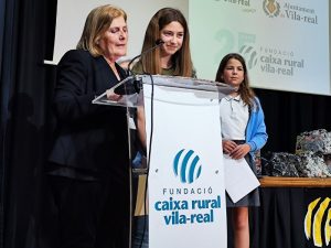 Balma Braceros y Amaya Sánchez ganan el Certamen literario para la prevención del tabaquismo de la ACCC en Vila-real (Castellón)